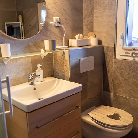 Riebe 331 Διαμέρισμα *